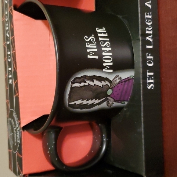 COBWEBS & Cauldron Mugs Mrs. Monster and Little Boo NWOT - Picture 4 of 5
